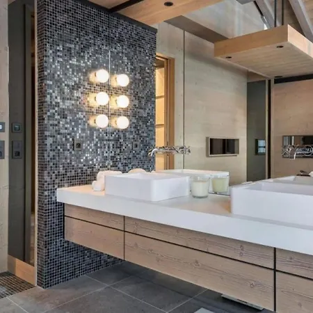 Apartment Moderne Equipe De 5 Courchevel